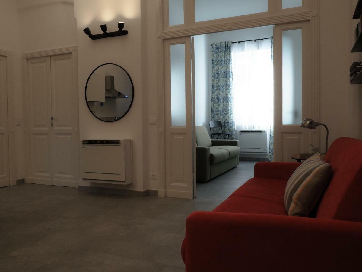 La Porta Accanto A 900 Mt Dal Gaslini Apartment Genua